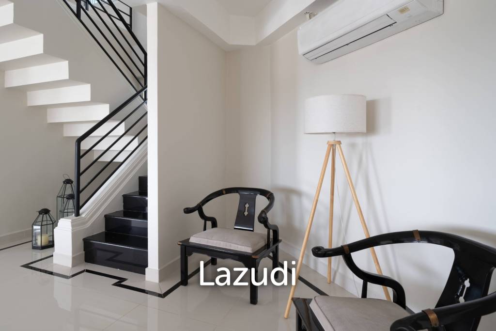 4 Beds 4 Baths 361 SQ.M. Somphong Condotel