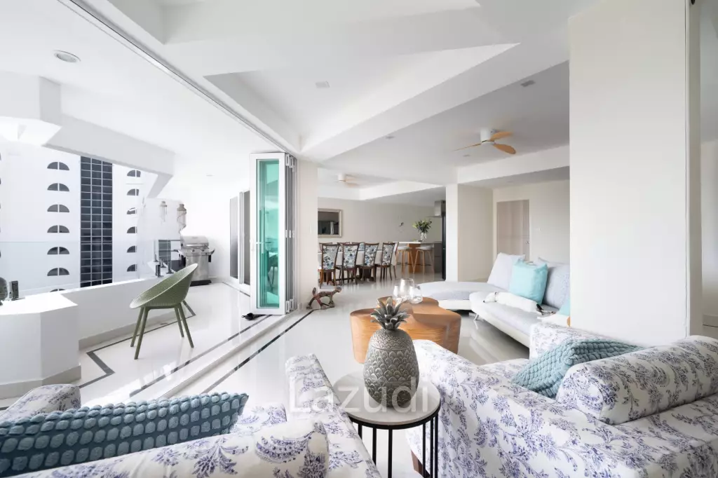 4 Beds 4 Baths 361 SQ.M. Somphong Condotel