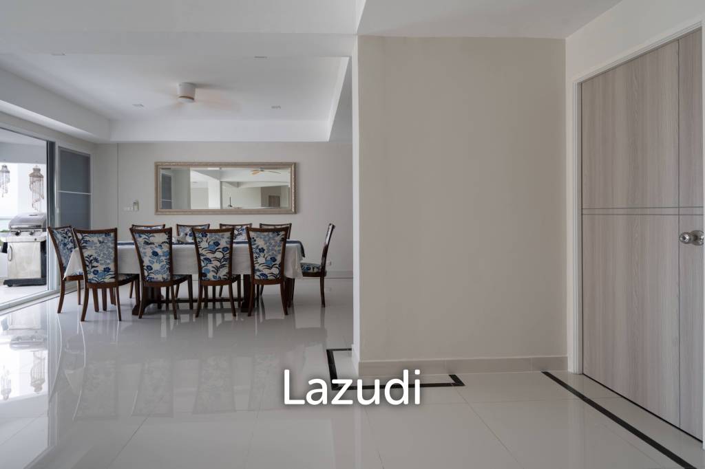 4 Beds 4 Baths 361 SQ.M. Somphong Condotel