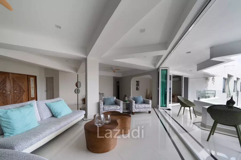 4 Beds 4 Baths 361 SQ.M. Somphong Condotel