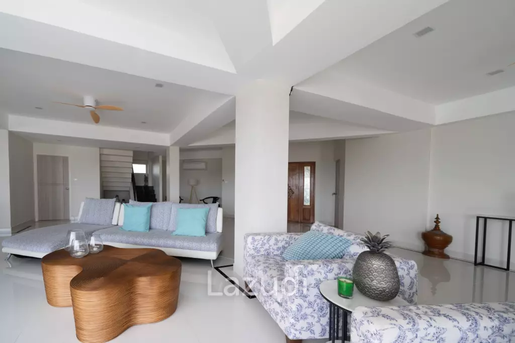 4 Beds 4 Baths 361 SQ.M. Somphong Condotel