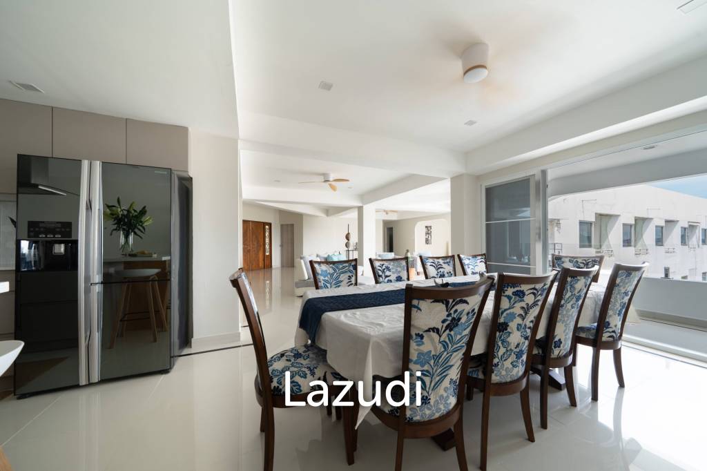4 Beds 4 Baths 361 SQ.M. Somphong Condotel