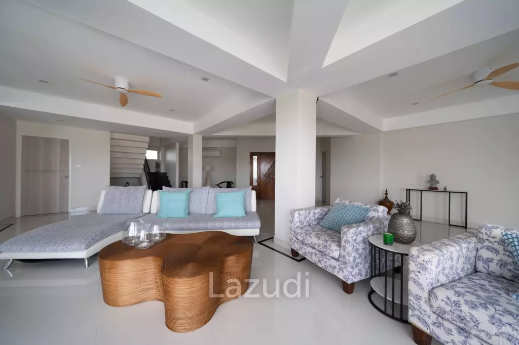 4 Beds 4 Baths 361 SQ.M. Somphong Condotel