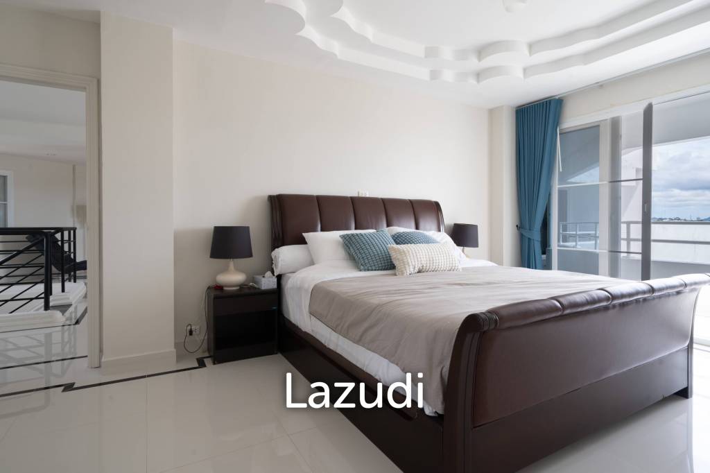 4 Beds 4 Baths 361 SQ.M. Somphong Condotel