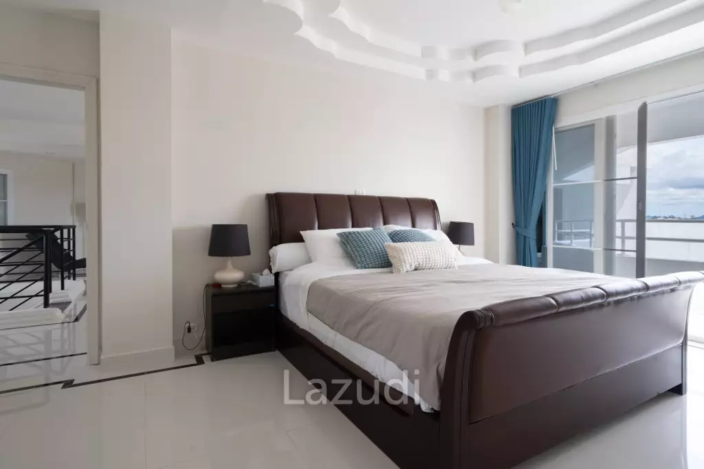 4 Beds 4 Baths 361 SQ.M. Somphong Condotel