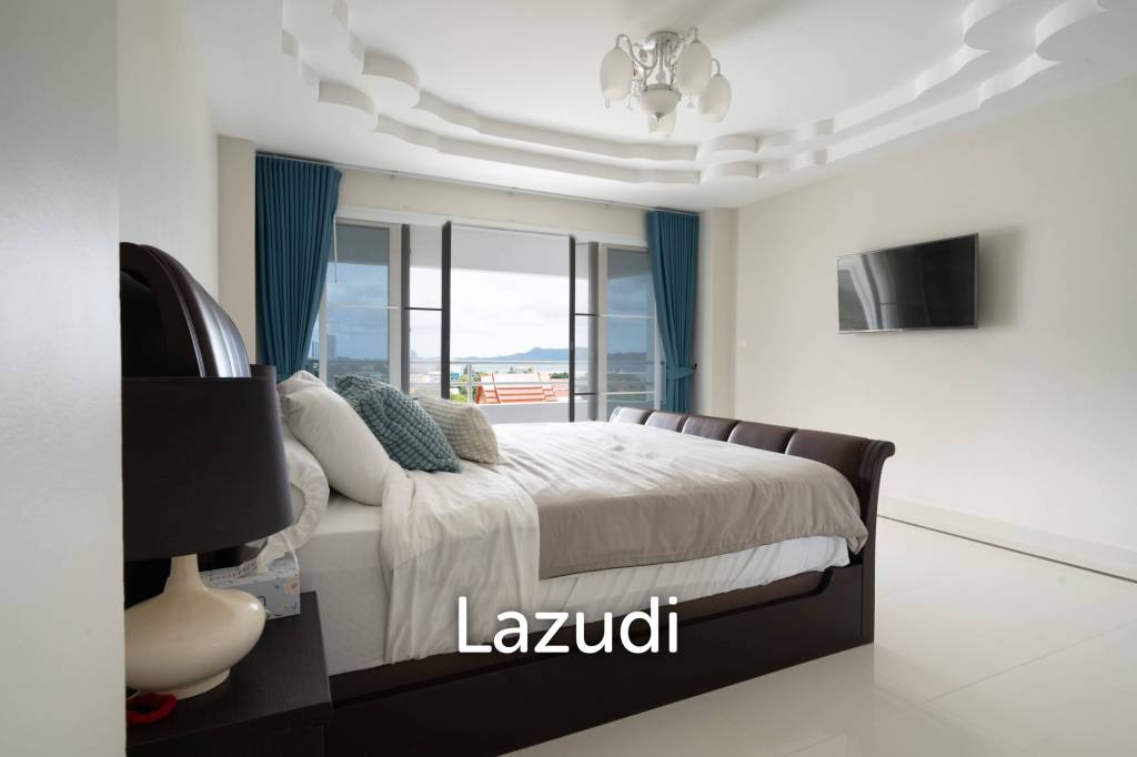 4 Beds 4 Baths 361 SQ.M. Somphong Condotel