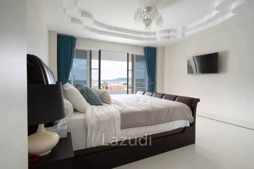 4 Beds 4 Baths 361 SQ.M. Somphong Condotel
