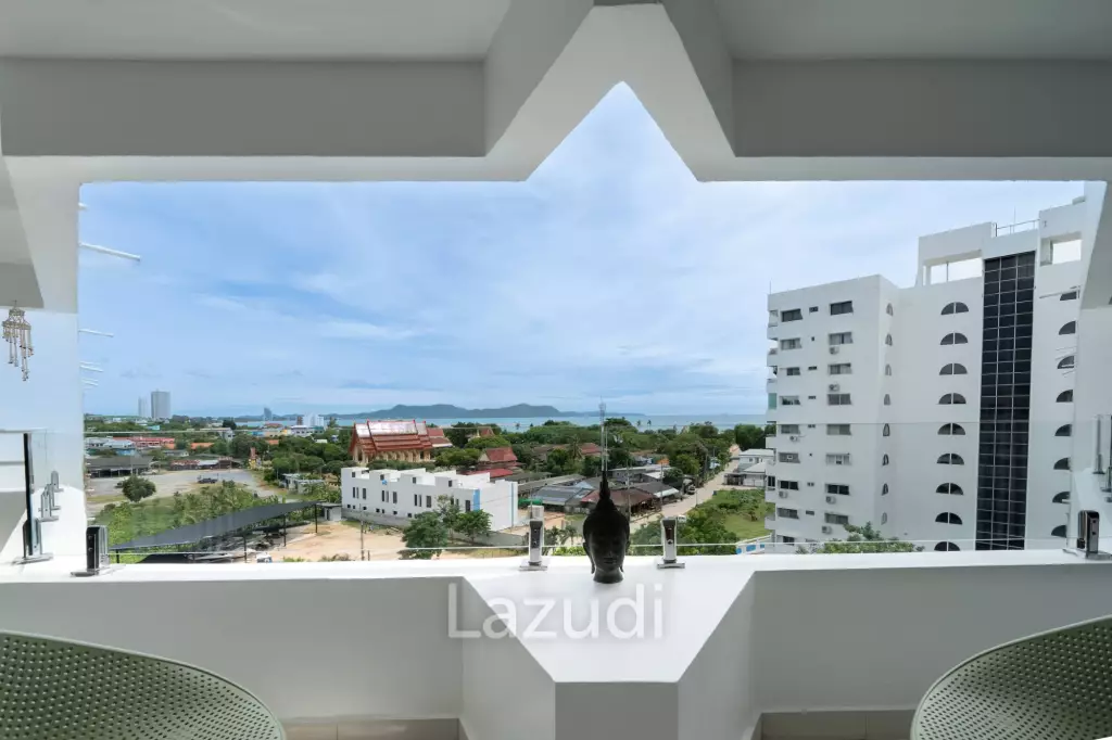 4 Beds 4 Baths 361 SQ.M. Somphong Condotel