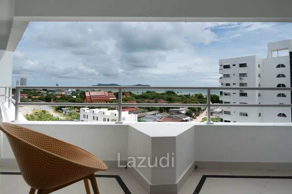 4 Beds 4 Baths 361 SQ.M. Somphong Condotel