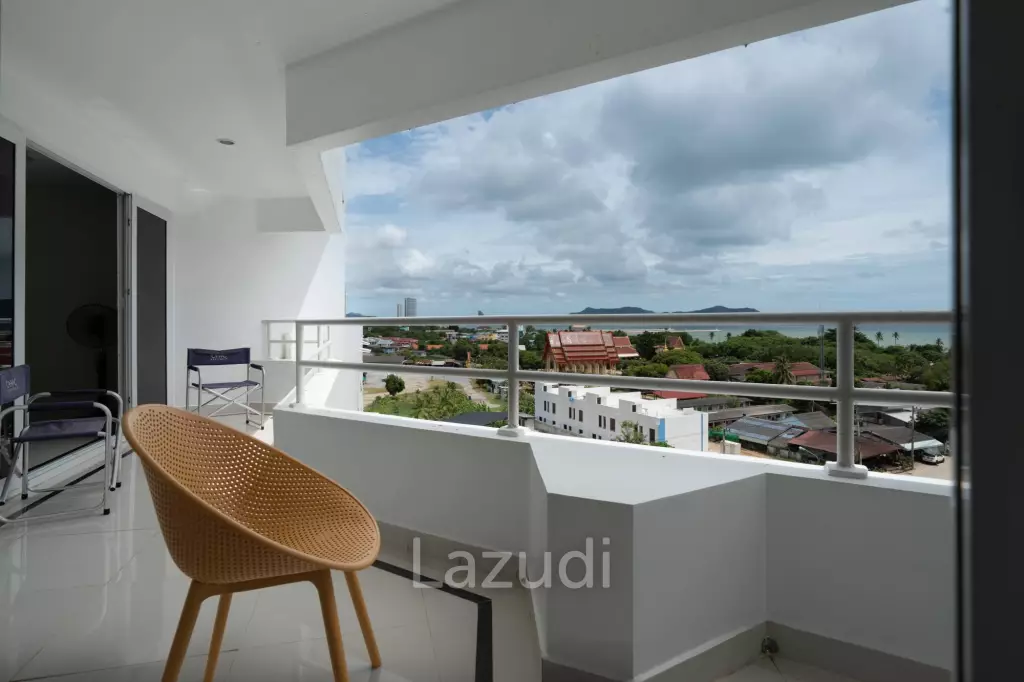 4 Beds 4 Baths 361 SQ.M. Somphong Condotel