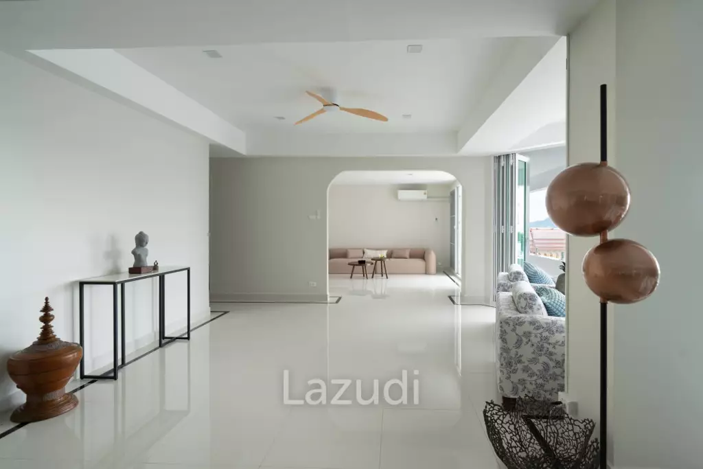 4 Beds 4 Baths 361 SQ.M. Somphong Condotel