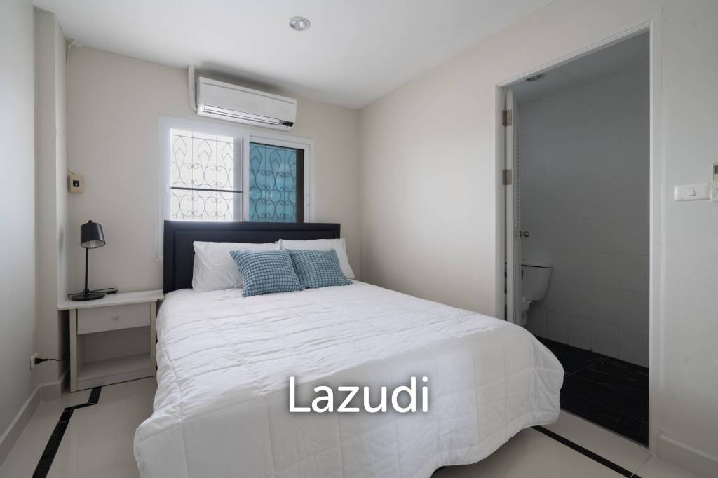 4 Beds 4 Baths 361 SQ.M. Somphong Condotel