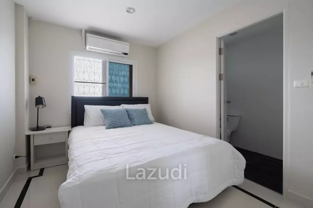 4 Beds 4 Baths 361 SQ.M. Somphong Condotel