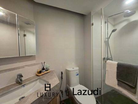 Luxueux appartement d'une chambre à The Pine près de la plage