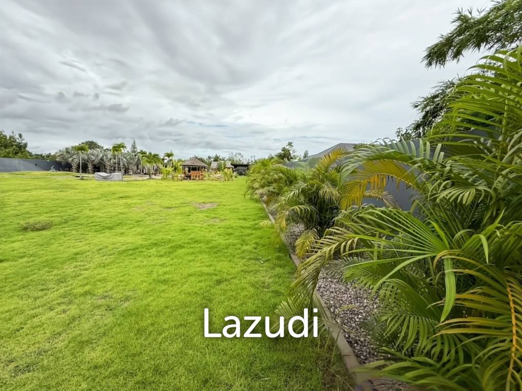 Exclusive Land for Sale with 1-Bed Villa in Thap Tai, Hua Hin