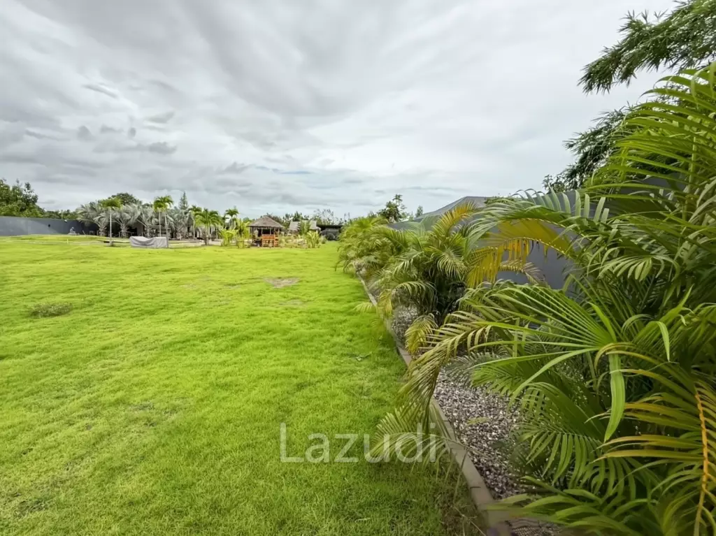 Exclusive Land for Sale with 1-Bed Villa in Thap Tai, Hua Hin