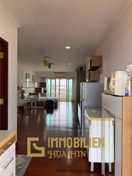 Geräumige möblierte Eigentumswohnung im Baan Klang Hua Hin