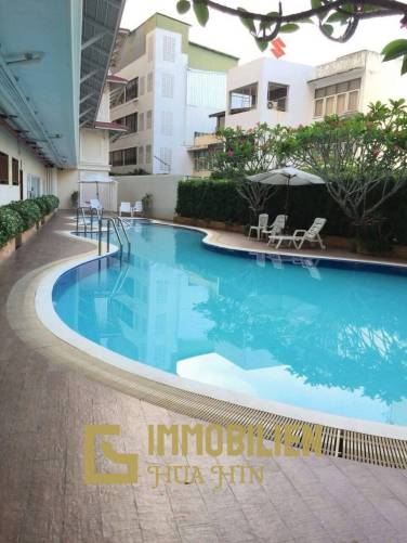 Geräumige möblierte Eigentumswohnung im Baan Klang Hua Hin