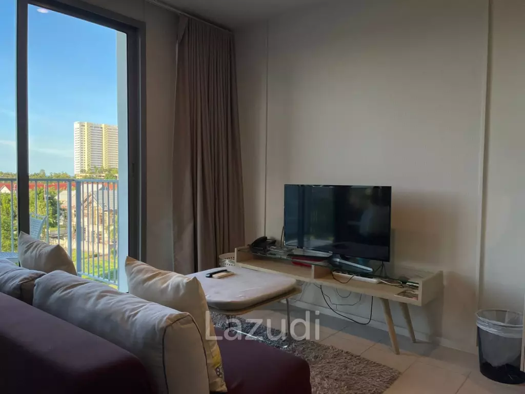 Beachfront 1 Bedroom Condo at BLU Diamond Cha Am