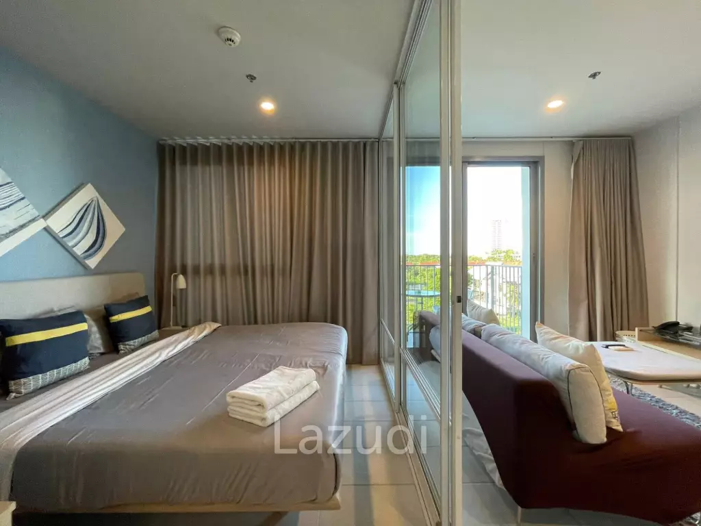 Beachfront 1 Bedroom Condo at BLU Diamond Cha Am