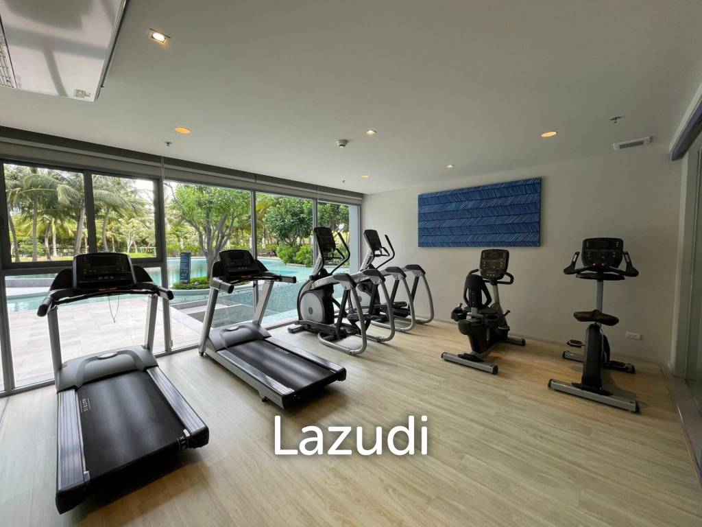 Beachfront 1 Bedroom Condo at BLU Diamond Cha Am