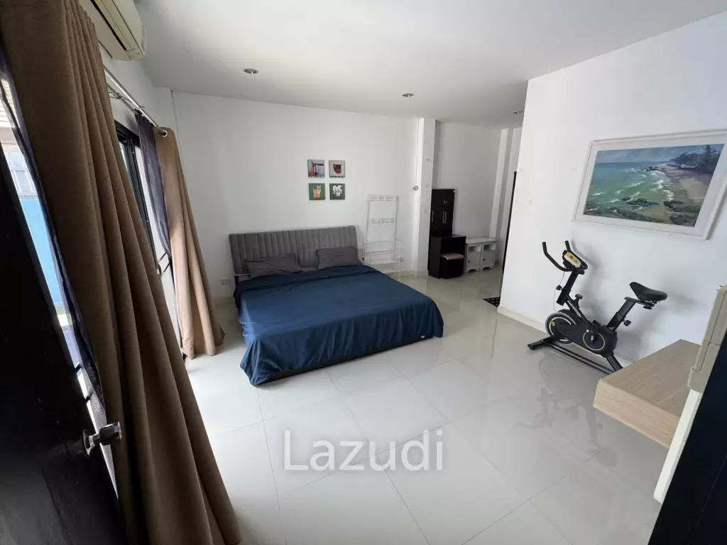 Pool Villa 3 Bedroom, 3 Bathroom, 150 Sqm in Soi Hua Hin 102