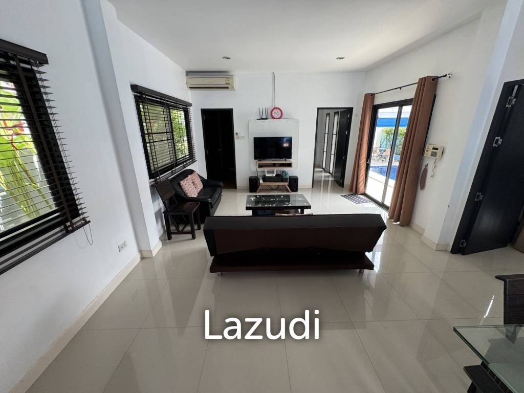 Pool Villa 3 Bedroom, 3 Bathroom, 150 Sqm in Soi Hua Hin 102