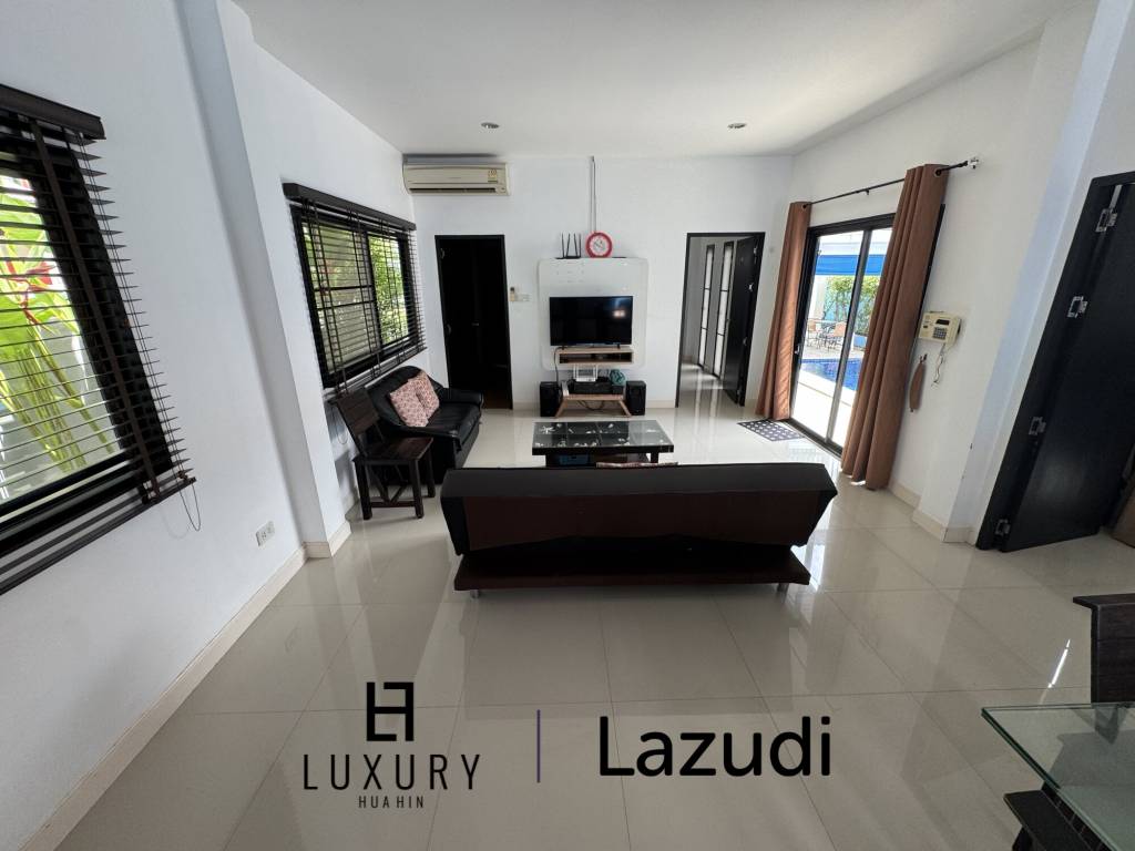 Pool Villa 3 Bedroom, 3 Bathroom, 150 Sqm in Soi Hua Hin 102