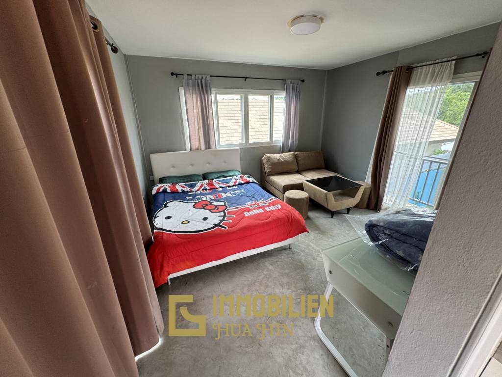 Pool Villa mit 3 Schlafzimmern und 3 Badezimmern auf 150 qm in Soi Hua Hin 102