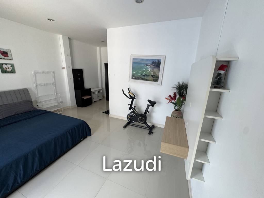Pool Villa 3 Bedroom, 3 Bathroom, 150 Sqm in Soi Hua Hin 102