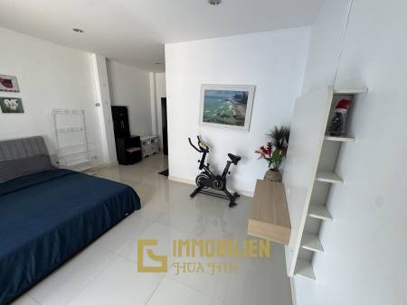 Pool Villa mit 3 Schlafzimmern und 3 Badezimmern auf 150 qm in Soi Hua Hin 102