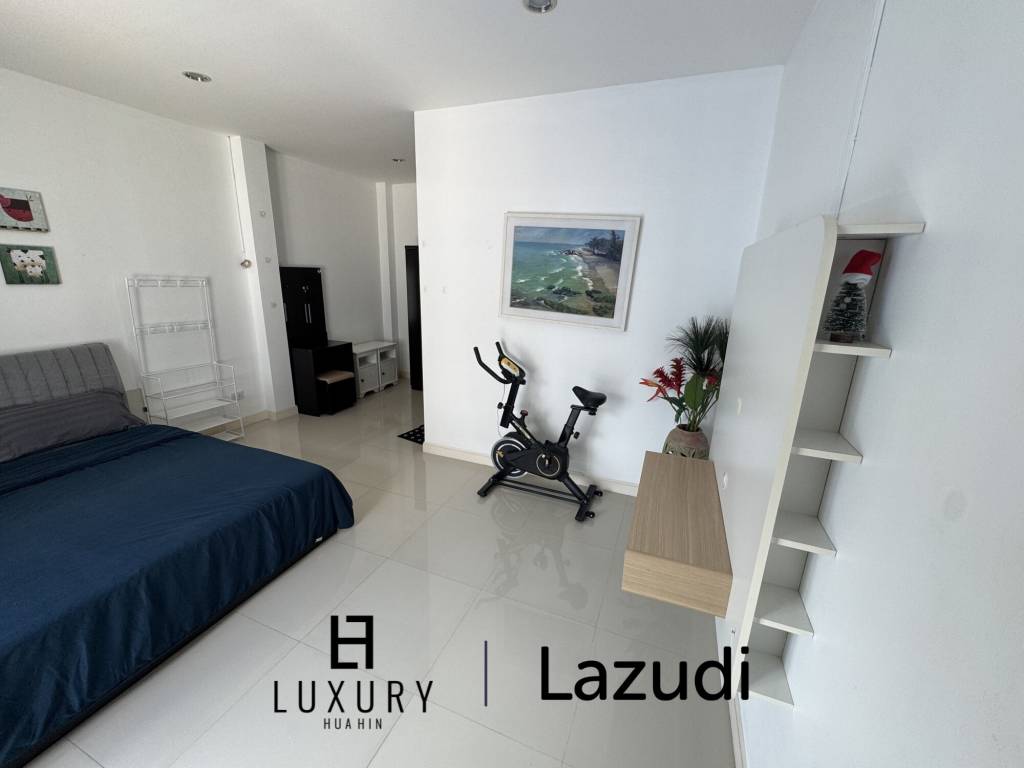 Pool Villa 3 Bedroom, 3 Bathroom, 150 Sqm in Soi Hua Hin 102