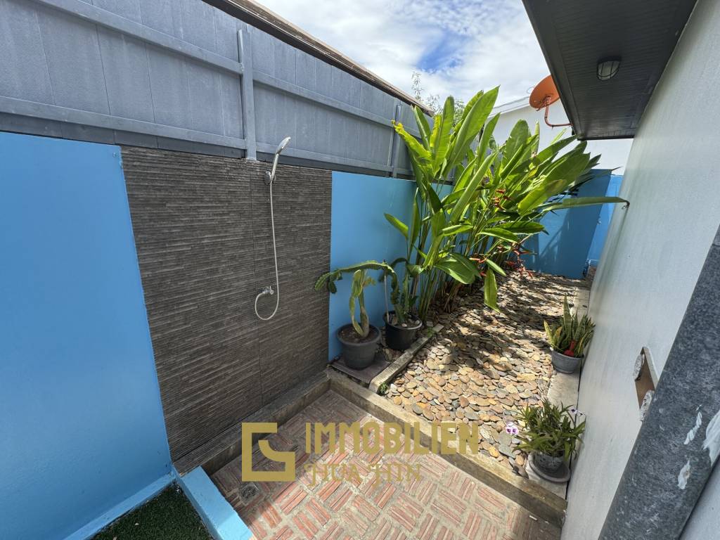 Pool Villa mit 3 Schlafzimmern und 3 Badezimmern auf 150 qm in Soi Hua Hin 102