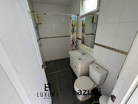 Pool Villa 3 Bedroom, 3 Bathroom, 150 Sqm in Soi Hua Hin 102