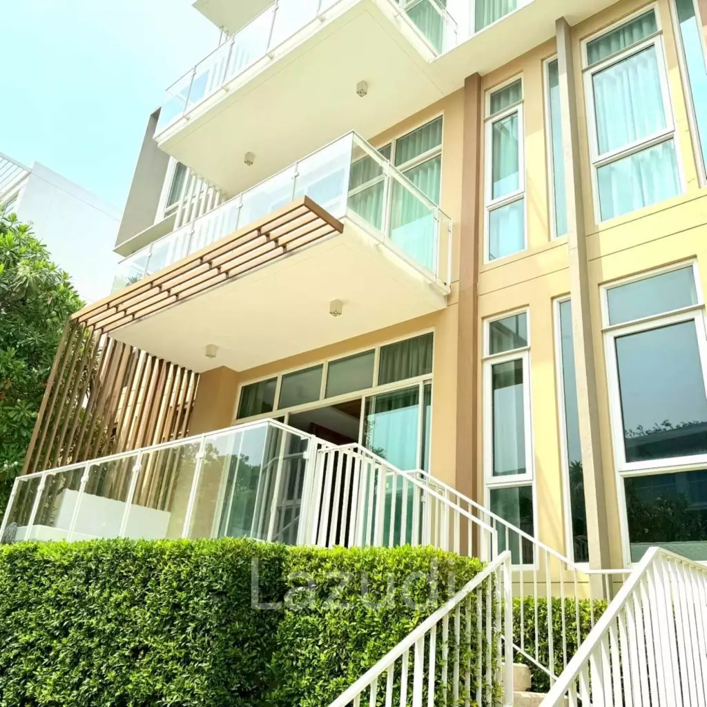 WAN WAYLA: Luxury Beachfront Condo for Sale – Khao Tao