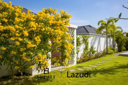 BAAN PHU THARA - Modern 3-Bedroom Villa with Private Pool, Smart Home Features, and Solar Power