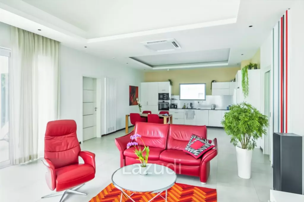 BAAN PHU THARA - Modern 3-Bedroom Villa with Private Pool, Smart Home Features, and Solar Power