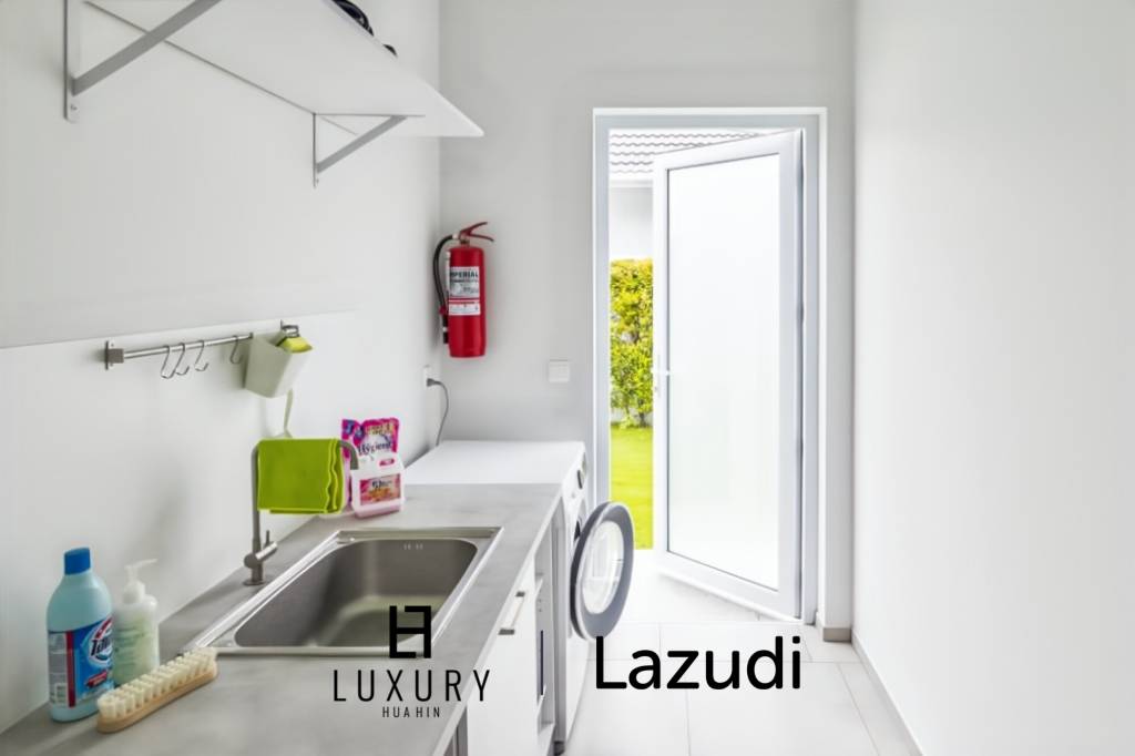 BAAN PHU THARA - Modern 3-Bedroom Villa with Private Pool, Smart Home Features, and Solar Power