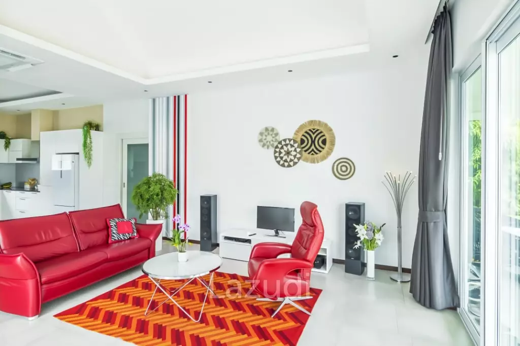 BAAN PHU THARA - Modern 3-Bedroom Villa with Private Pool, Smart Home Features, and Solar Power