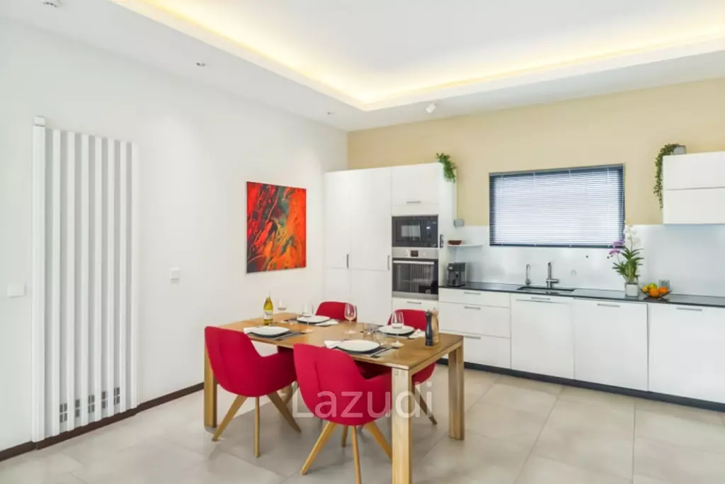 BAAN PHU THARA - Modern 3-Bedroom Villa with Private Pool, Smart Home Features, and Solar Power