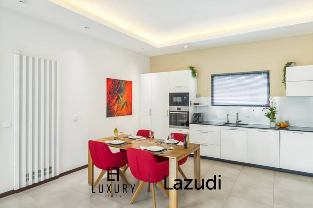 BAAN PHU THARA - Modern 3-Bedroom Villa with Private Pool, Smart Home Features, and Solar Power