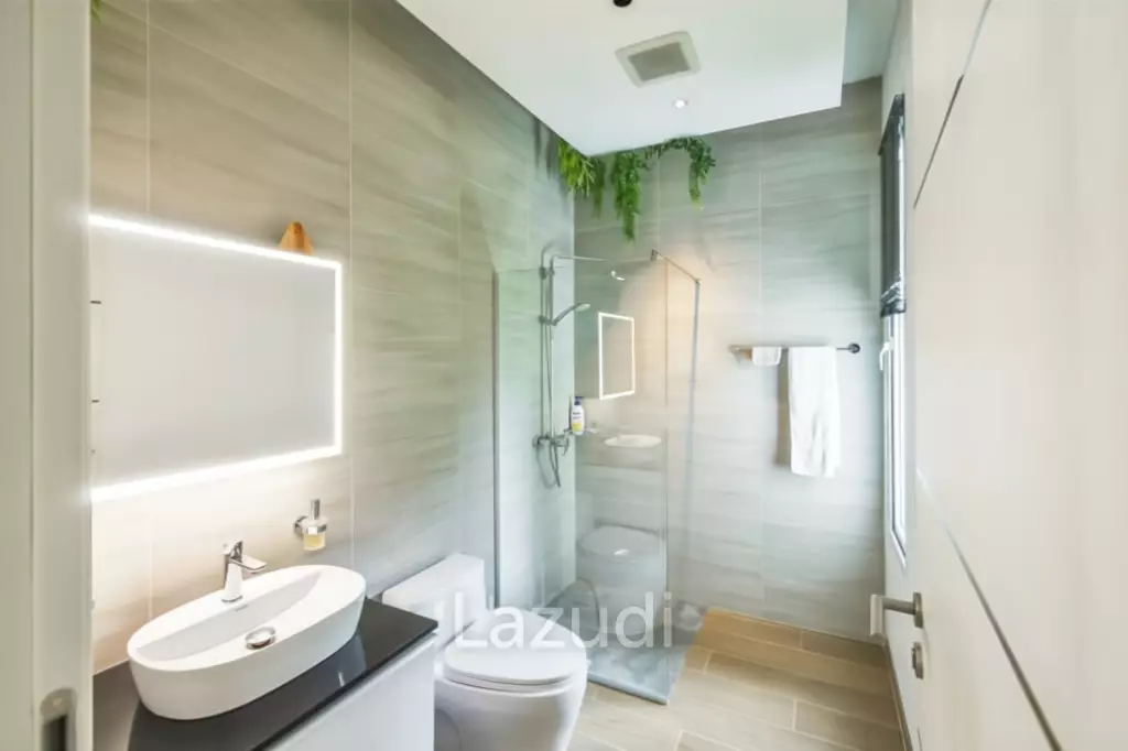 BAAN PHU THARA - Modern 3-Bedroom Villa with Private Pool, Smart Home Features, and Solar Power