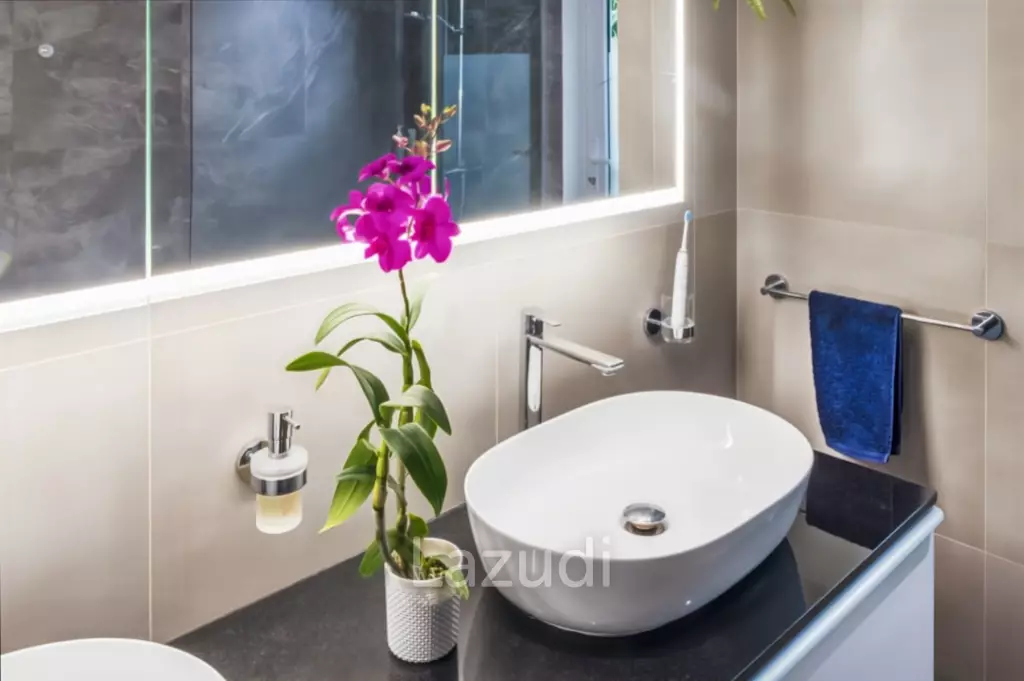 BAAN PHU THARA - Modern 3-Bedroom Villa with Private Pool, Smart Home Features, and Solar Power