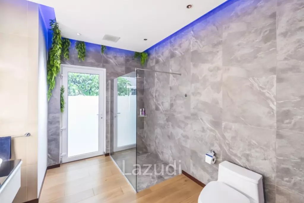 BAAN PHU THARA - Modern 3-Bedroom Villa with Private Pool, Smart Home Features, and Solar Power