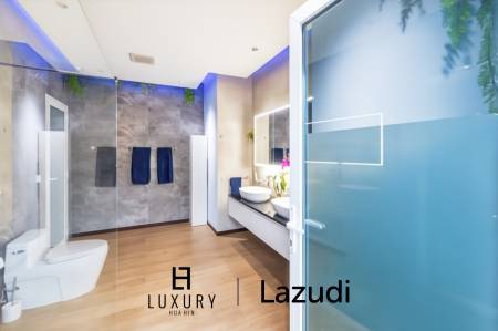 BAAN PHU THARA - Modern 3-Bedroom Villa with Private Pool, Smart Home Features, and Solar Power