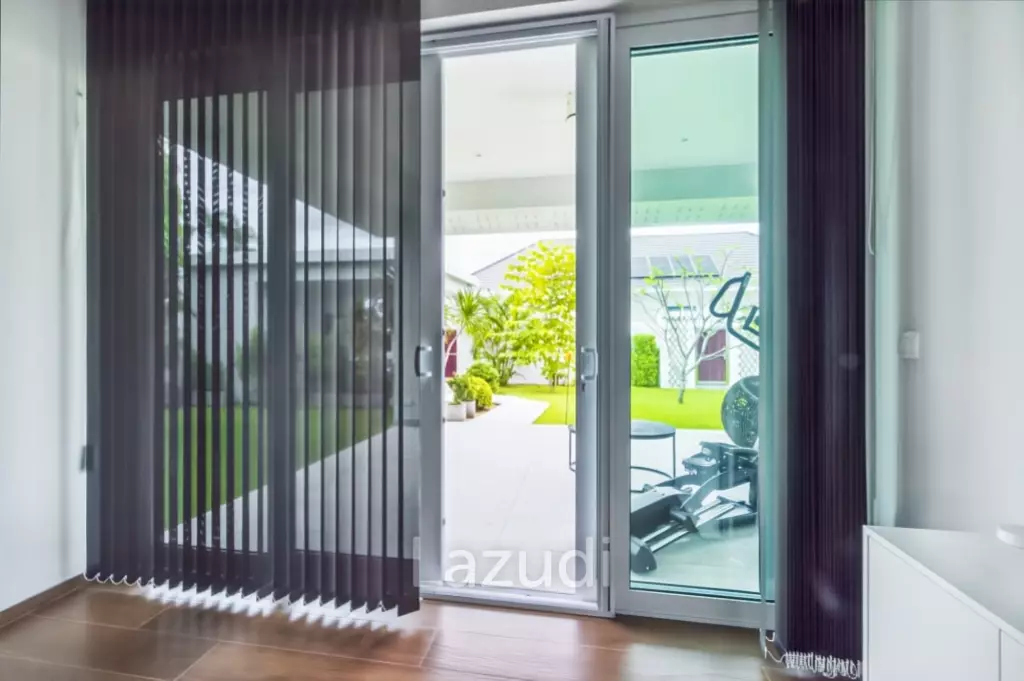 BAAN PHU THARA - Modern 3-Bedroom Villa with Private Pool, Smart Home Features, and Solar Power