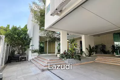 4 Bedroom 6 Bathroom 801 Sq.m VIVE Ekkamai-Ramintra