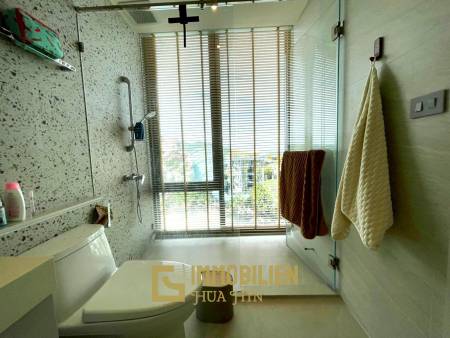 Vehha Condo : Luxueux appartement d'angle de 2 chambres avec vue sur la mer et la montagne