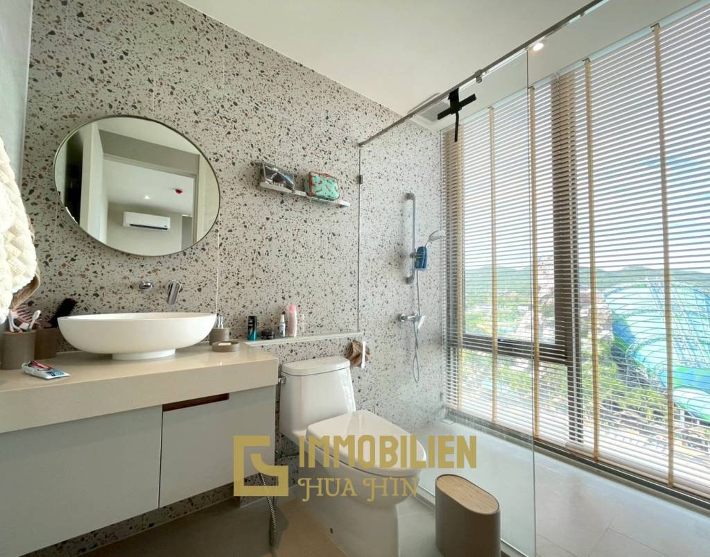 Vehha Condo : Luxueux appartement d'angle de 2 chambres avec vue sur la mer et la montagne