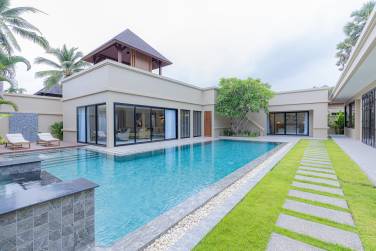 Prime Location: Fully Furnished 3-Bedroom Villa for Sale – Only 800m from Bangtao Beach